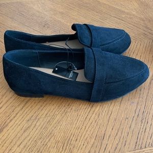 NWT Torrid Black Velvet Loafer sz 10.5